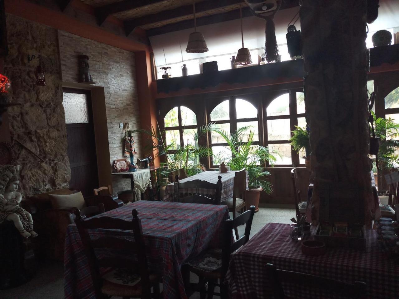 Mystery Garden Guest House Famagusta  Eksteriør billede